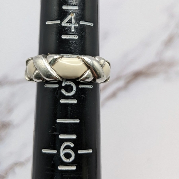 Tiffany & Co. Cream Enamel X Ring sz-4.75 - Picture 3 of 5